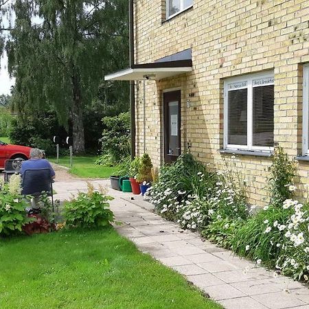 Bo hos Nancy i Ölme Lägenhet Kristinehamn Exteriör bild