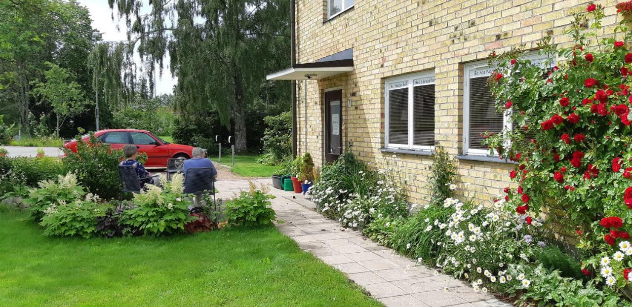 Bo hos Nancy i Ölme Lägenhet Kristinehamn Exteriör bild